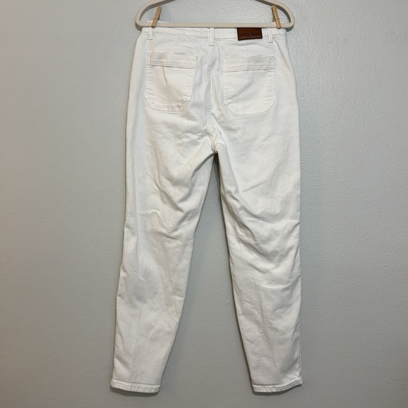 Judy Blue Drawstring Waist High Rise Jeans in Ivory - Picture 5 of 8